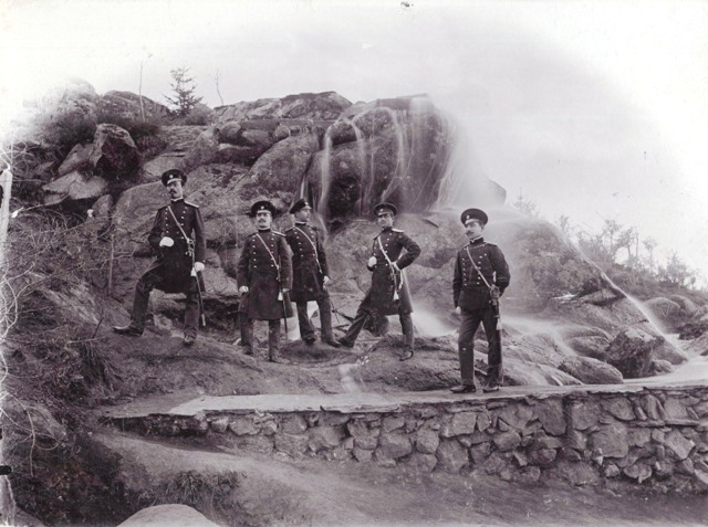 Водопадът под водохранилището на Бунарджика. Фотограф: Андрей Андреев, 1902-1905 г.