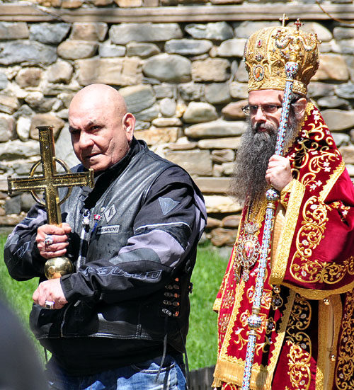 Завладяването на "Св. Неделя" в Батак