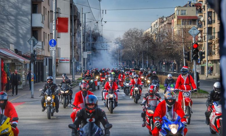 Рокери купиха подаръци за деца в нужда