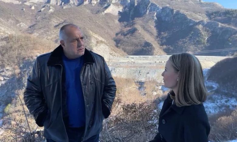 Каназирева води листата