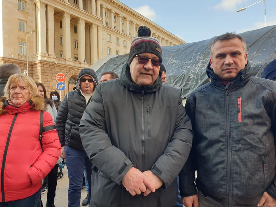 ГЕРБ Пловдив на протест пред МС