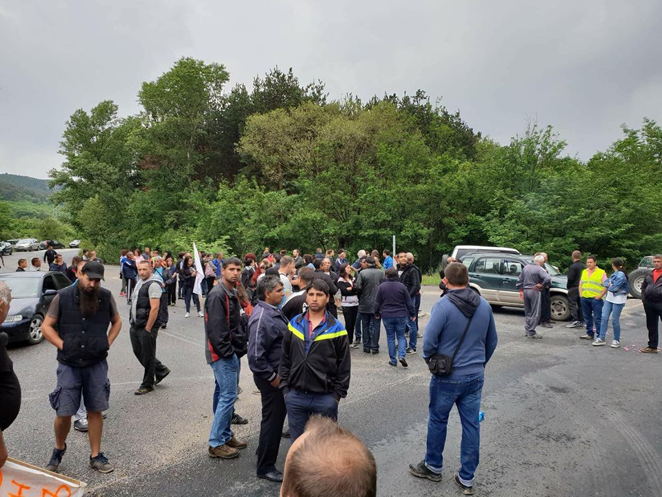 протест на пътя Пловдив-Карлово