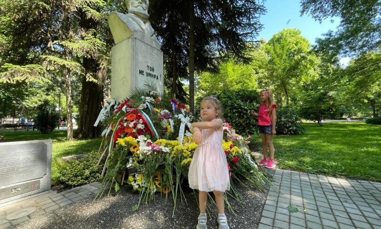 паметник на Ботев в Цар-Симеоновата градина