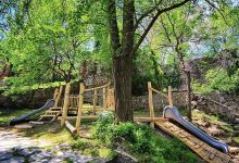 детска площдка в конюшните в стария град