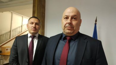 ст. ком. Васил Костадинов, дир. на ОД на МВР-Пловдив и ком. Венелин Костов, зам.-дир.